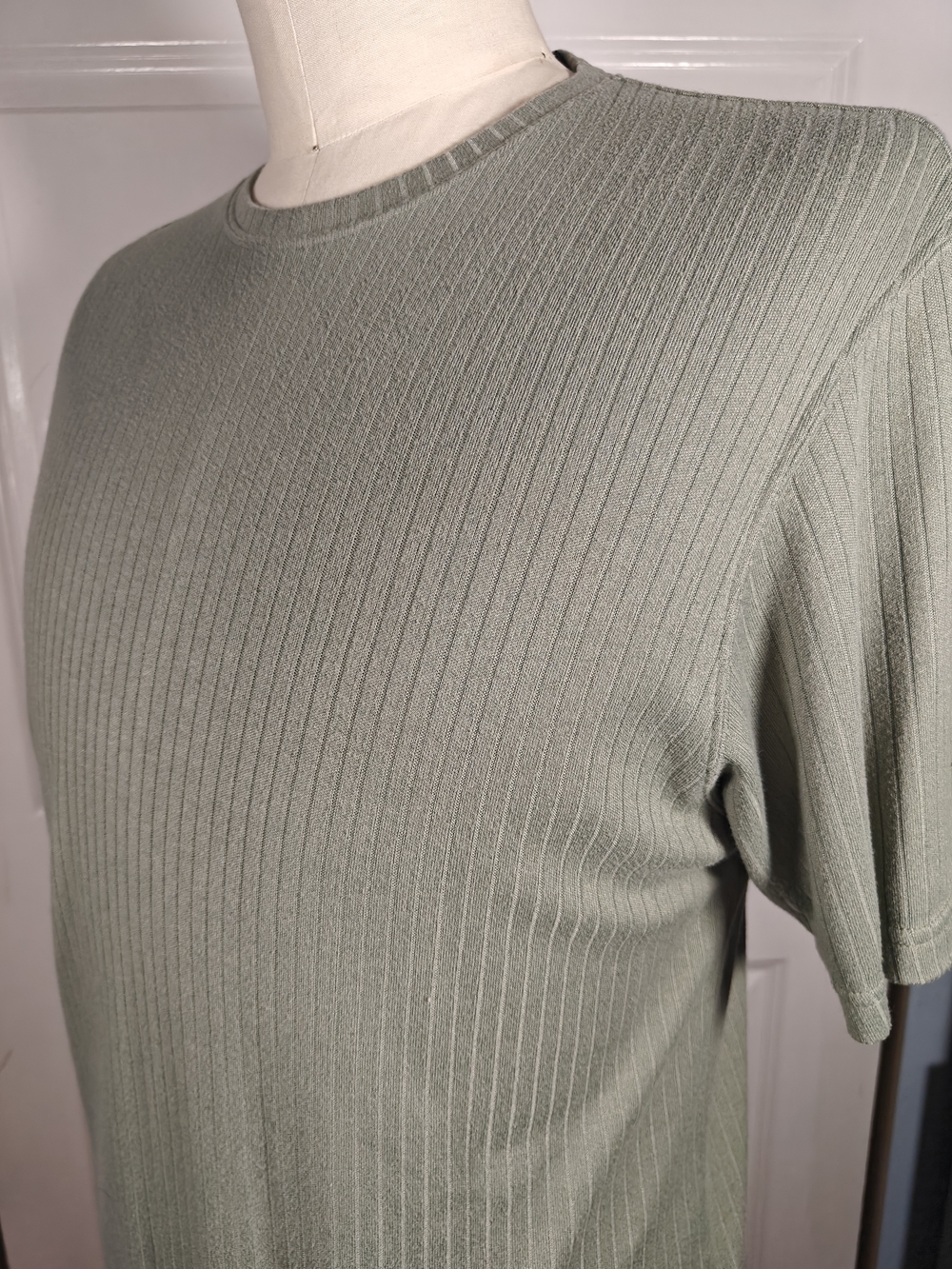 Vintage John Henry Ribbed Knit T-Shirt Mens Large Sage Green Rayon Blend Mob